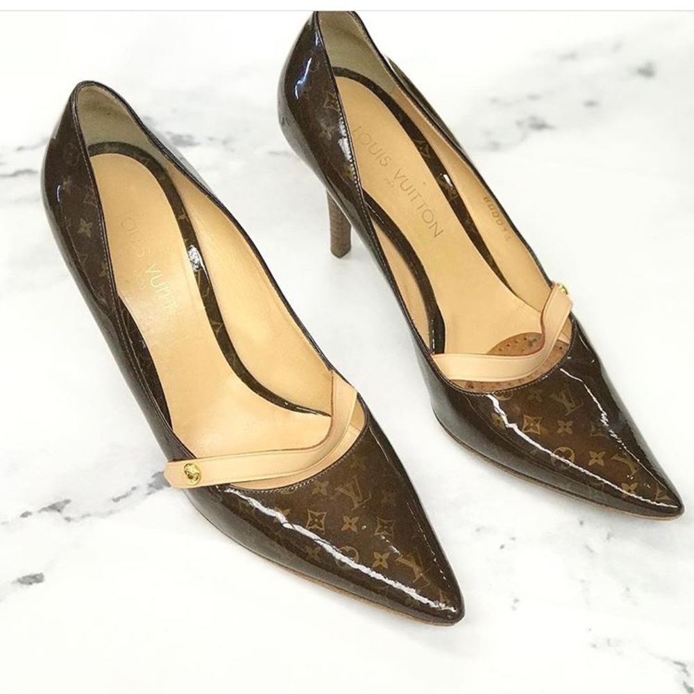 Louis Vuitton pumps